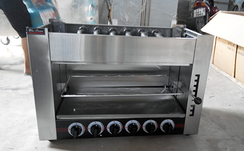 Mặt trước của lò