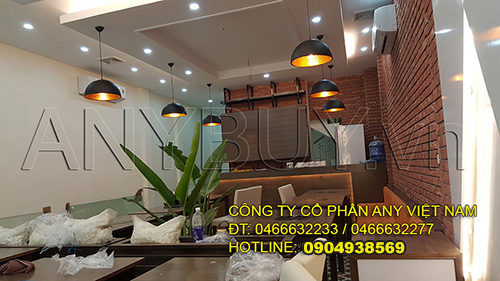 Không gian phía trong nhà hàng