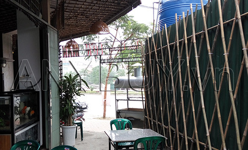 Phía trong Tửu Quán